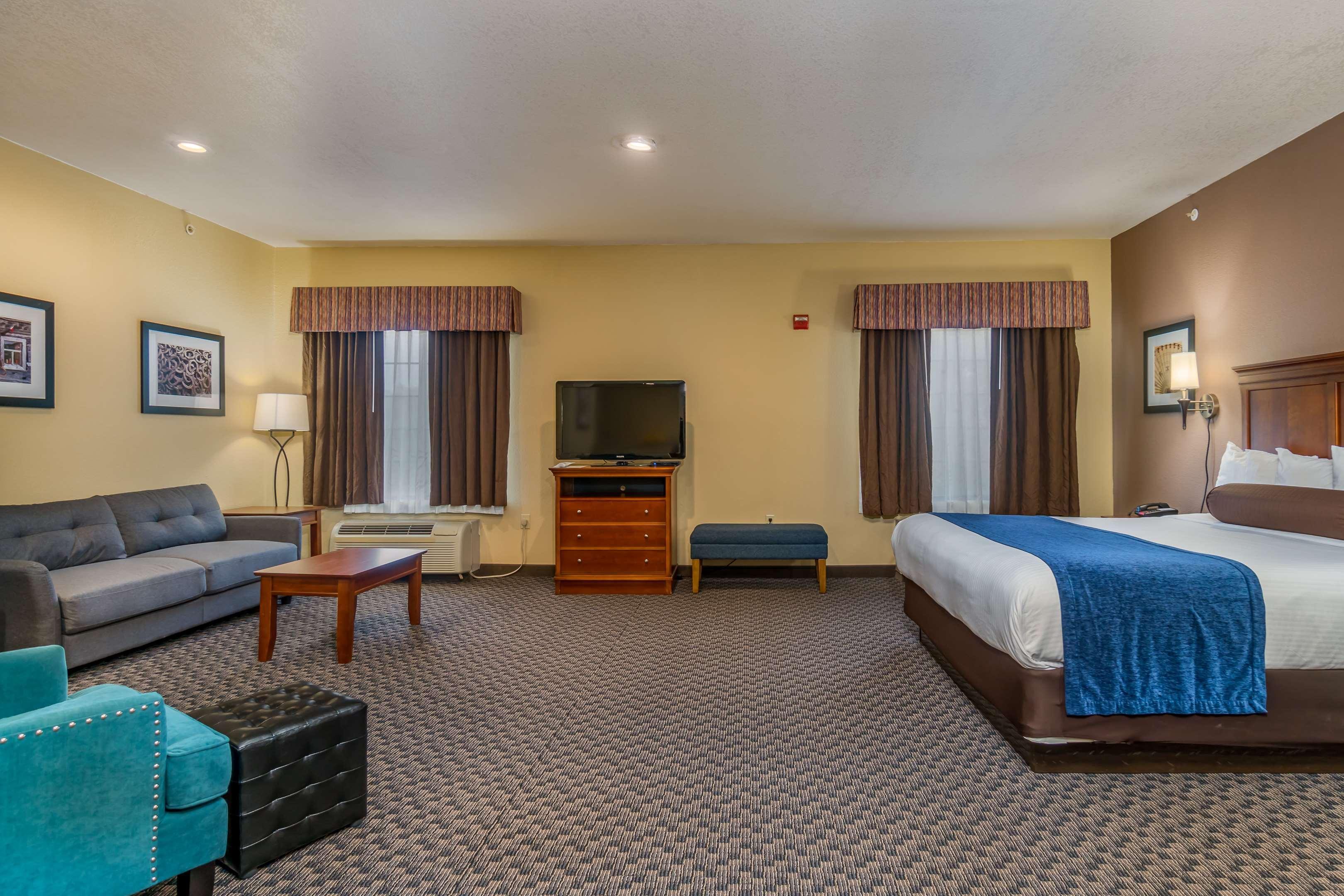 Best Western Plus Shamrock Inn & Suites Buitenkant foto
