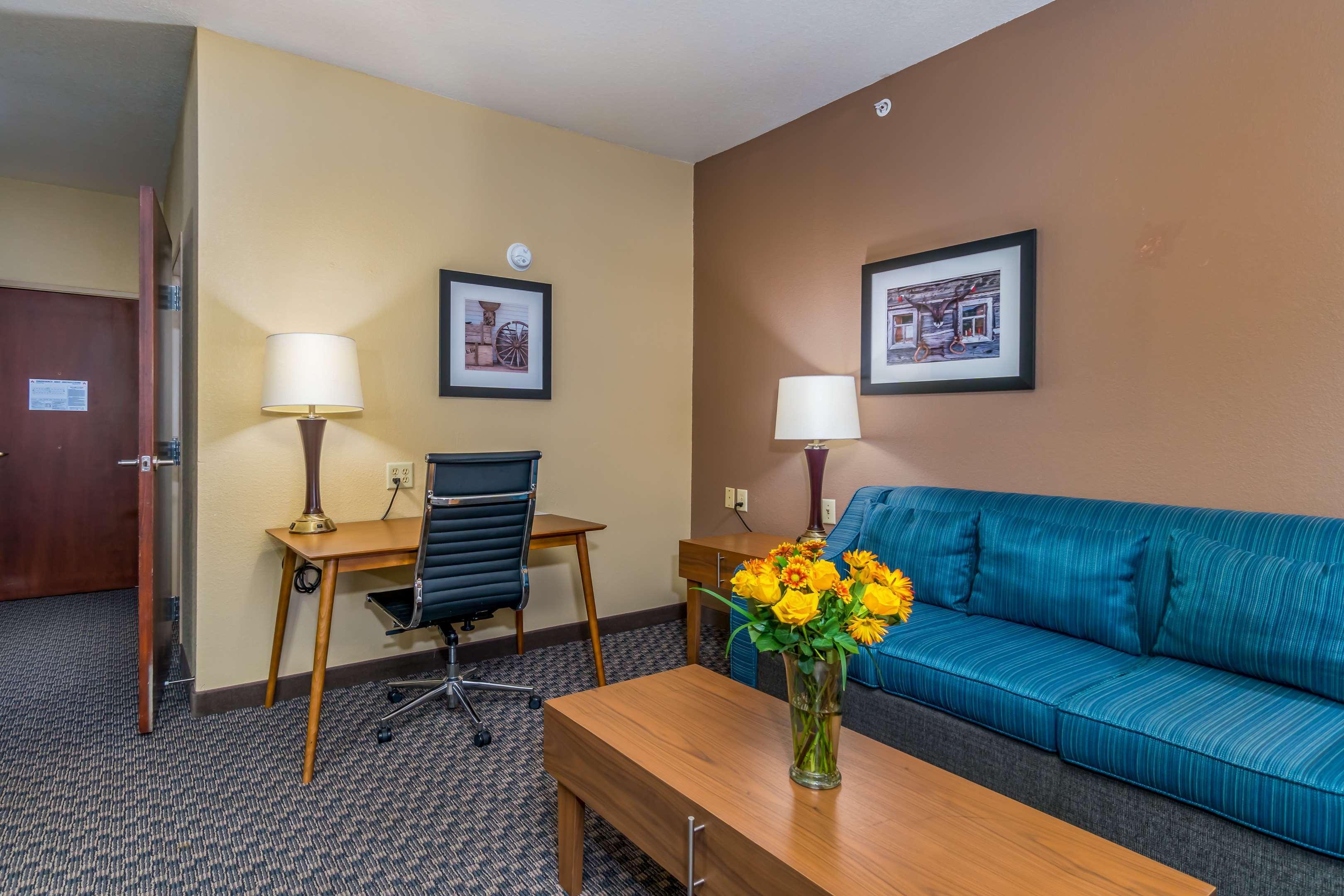 Best Western Plus Shamrock Inn & Suites Buitenkant foto