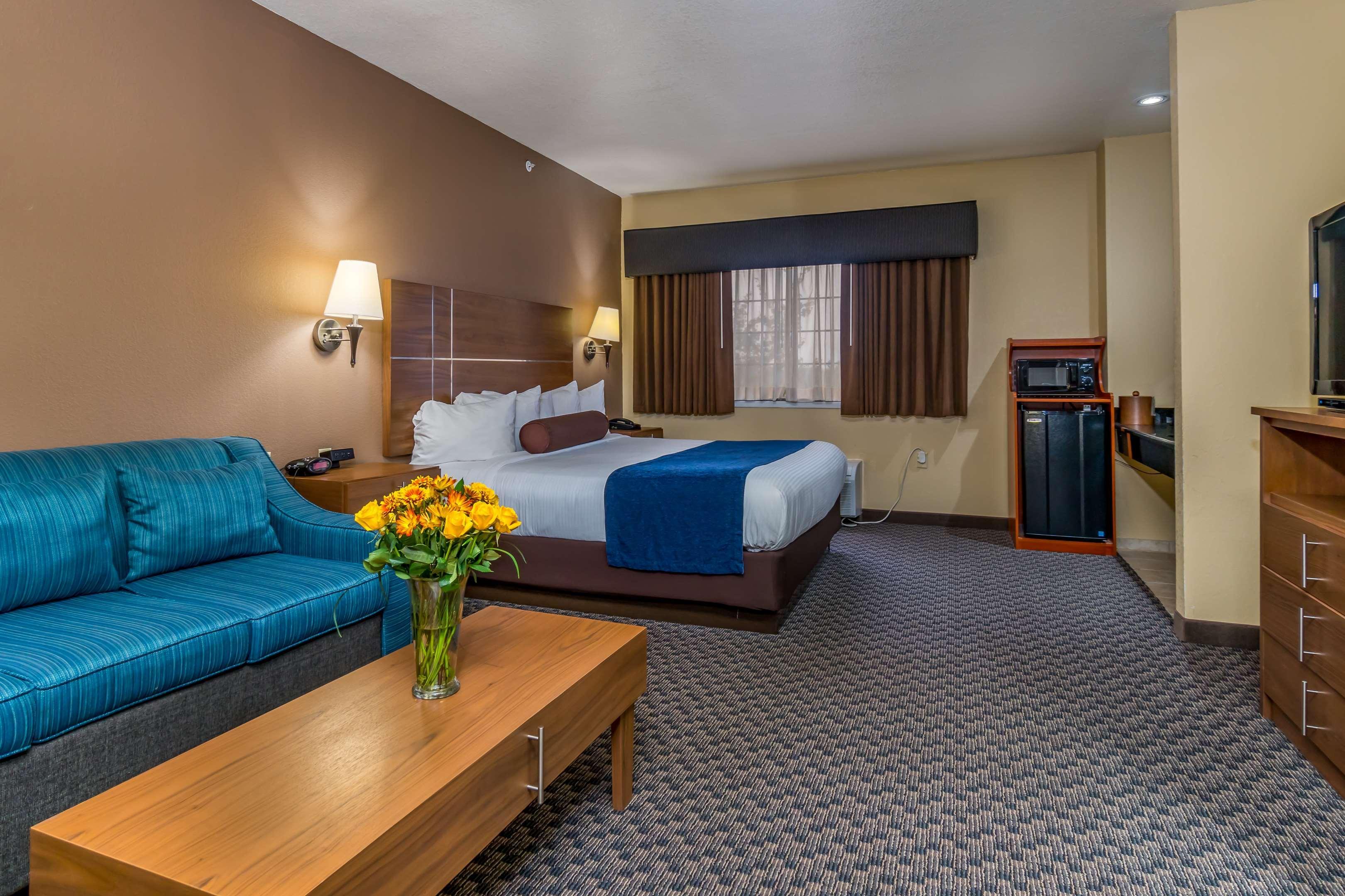Best Western Plus Shamrock Inn & Suites Buitenkant foto