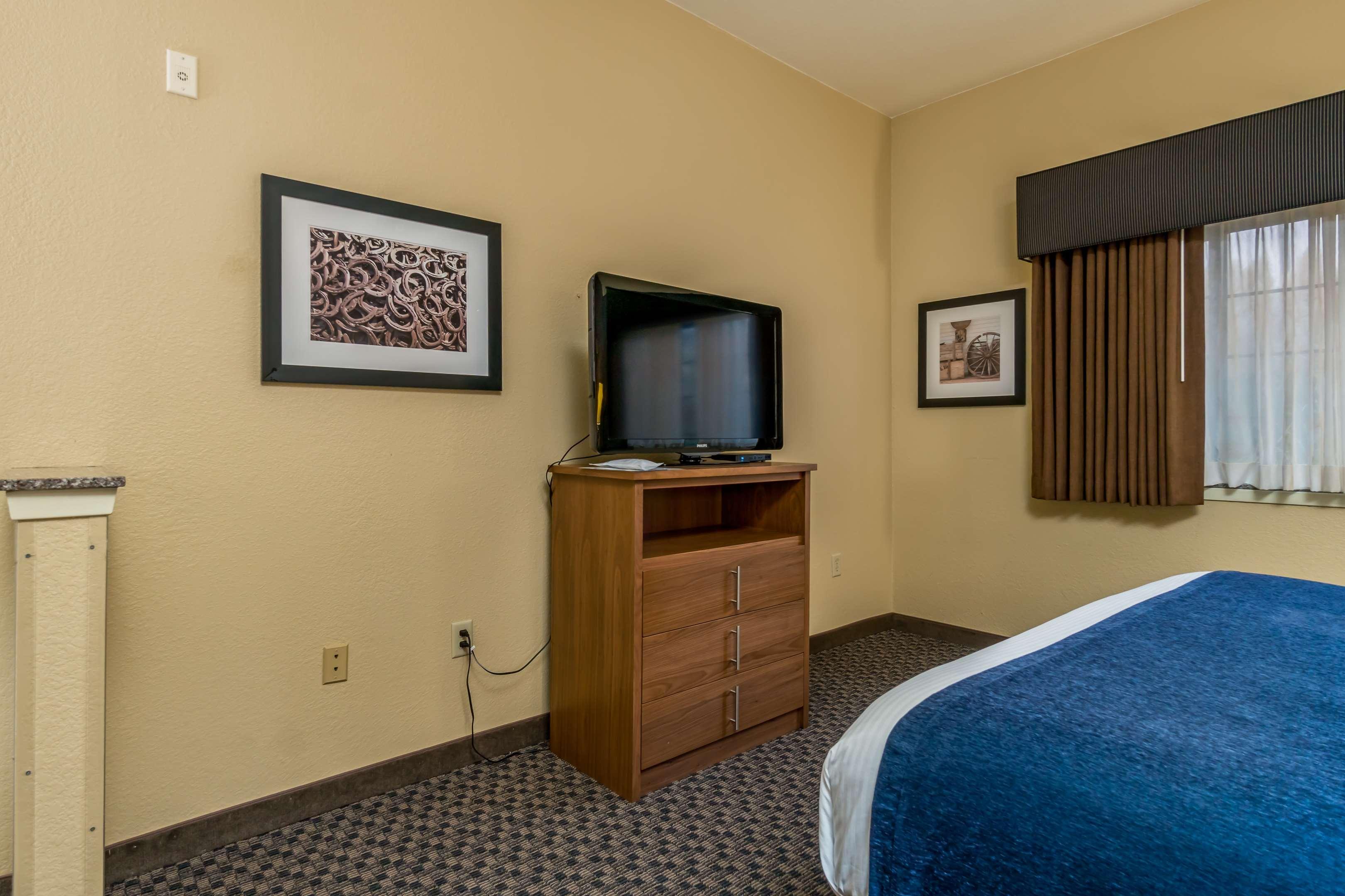 Best Western Plus Shamrock Inn & Suites Buitenkant foto