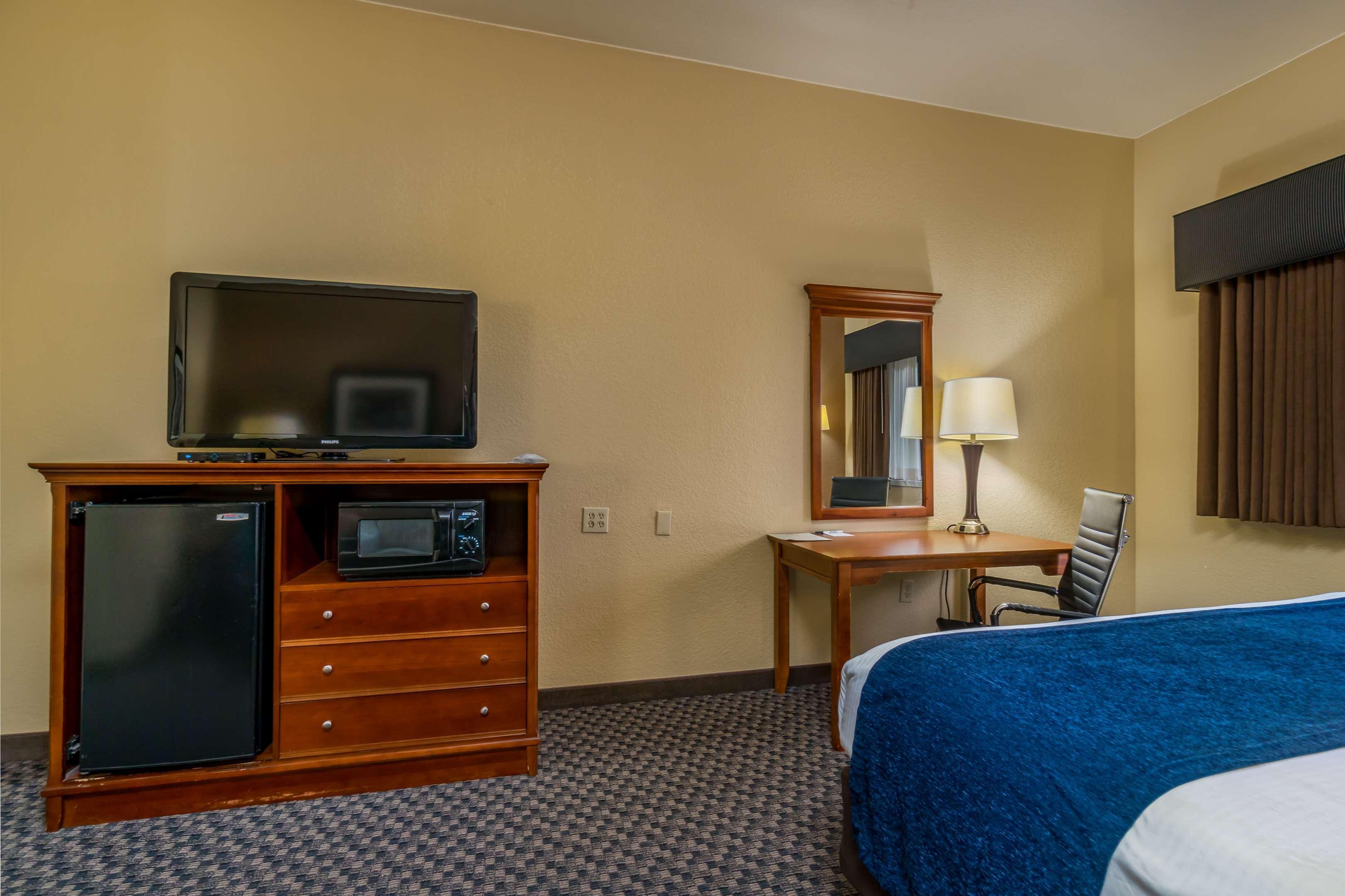 Best Western Plus Shamrock Inn & Suites Buitenkant foto